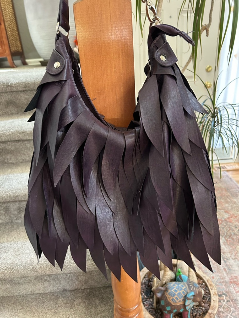 Women’s burgundy Fringe Leaf Hobo Bag vintage